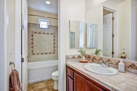 Bath - 1139 Azuar Ave, Vallejo, CA 94592 photo 5 of 7
