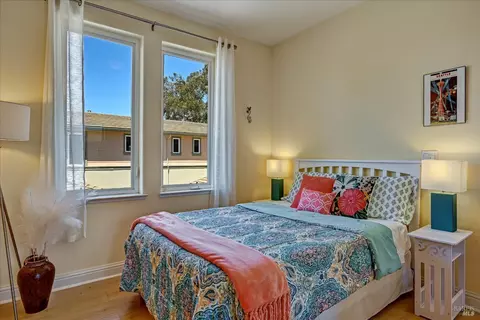 Bedroom - 1139 Azuar Ave, Vallejo, CA 94592 photo 8 of 9