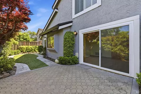 Exterior - 2147 Westward Pl, Martinez, CA 94553 photo 3 of 11