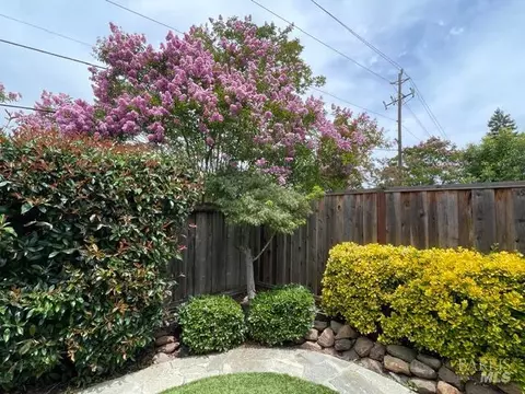 Exterior - 2147 Westward Pl, Martinez, CA 94553 photo 11 of 11