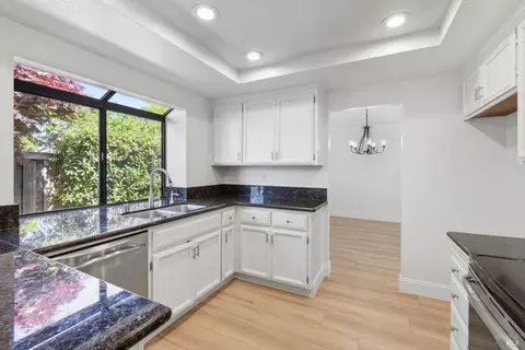 Kitchen - 2147 Westward Pl, Martinez, CA 94553 photo 2 of 2