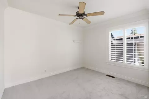 Bedroom - 2147 Westward Pl, Martinez, CA 94553 photo 5 of 6