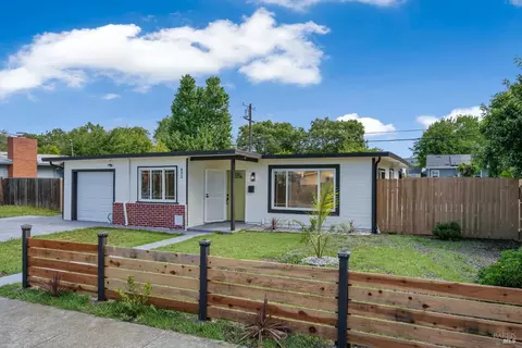 Exterior - 402 Tregaskis Ave, Vallejo, CA 94591 photo 2 of 8