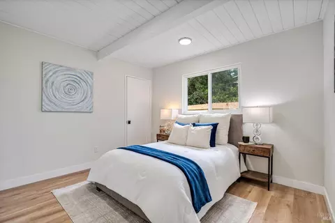 Bedroom - 402 Tregaskis Ave, Vallejo, CA 94591 photo 1 of 5