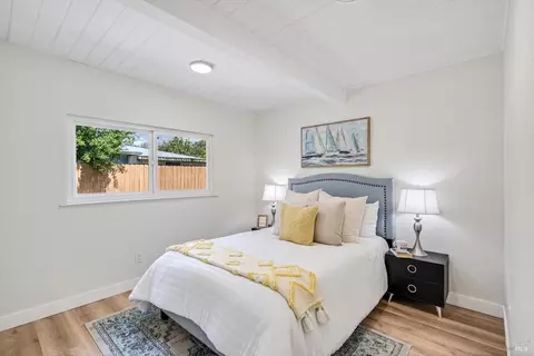 Bedroom - 402 Tregaskis Ave, Vallejo, CA 94591 photo 2 of 5