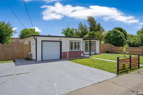 Exterior - 402 Tregaskis Ave, Vallejo, CA 94591 photo 3 of 8