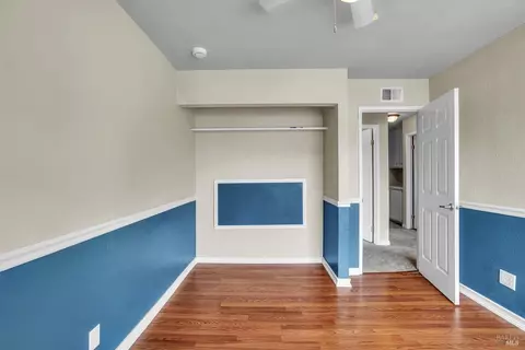 Bedroom - 3447 Springfield Dr, Fairfield, CA 94534 photo 1 of 15