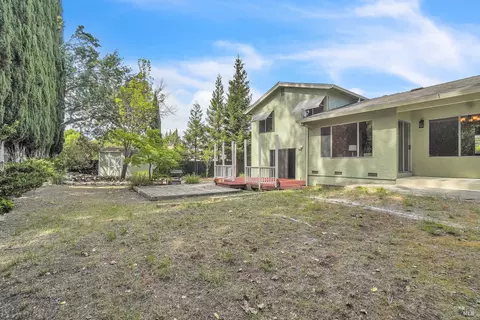 Exterior - 3447 Springfield Dr, Fairfield, CA 94534 photo 6 of 7