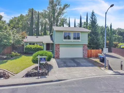 Exterior - 3447 Springfield Dr, Fairfield, CA 94534 photo 1 of 7