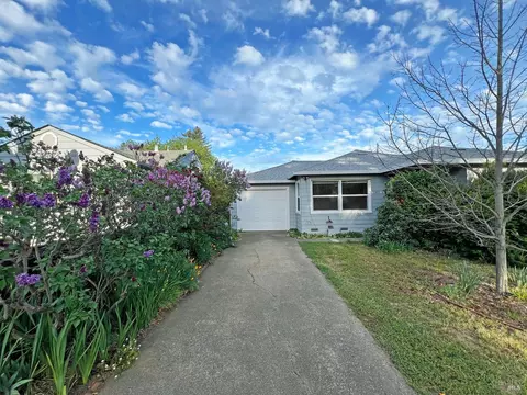 1101 Elm St, Ukiah, CA 95482