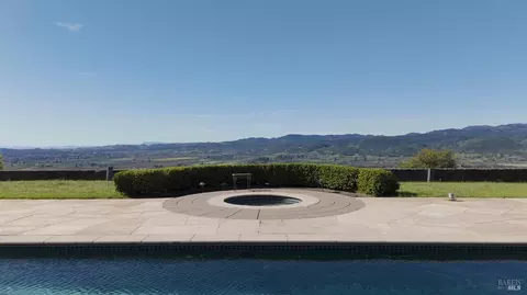 177 Ridge Dr, Napa, CA 94558 photo 2