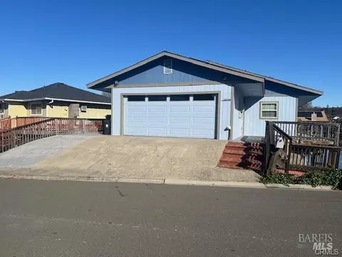 15198 Harbor Ln, Clearlake, CA 95422