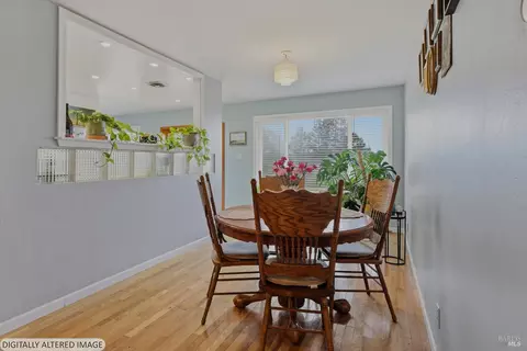 Dining - 512 Keller St, Petaluma, CA 94952 photo 3 of 4