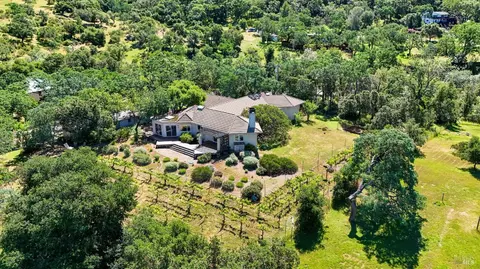 251 Cavedale Rd, Sonoma, CA 95476