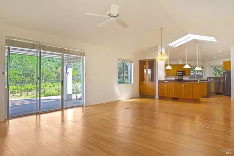 Living - 251 Cavedale Rd, Sonoma, CA 95476 photo 2 of 3