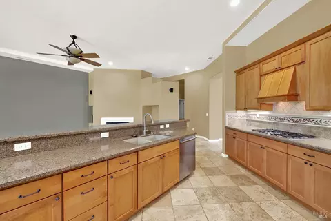 Kitchen - 1315 Fullerton Dr, Fairfield, CA 94533 photo 2 of 6