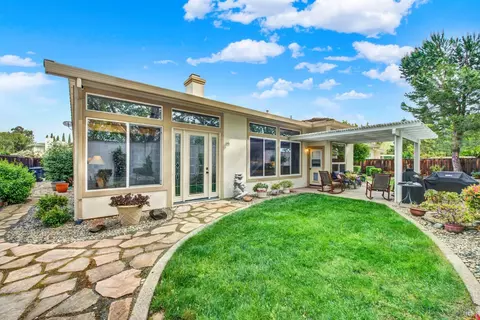Exterior - 1315 Fullerton Dr, Fairfield, CA 94533 photo 7 of 12