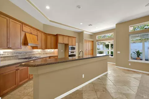 Kitchen - 1315 Fullerton Dr, Fairfield, CA 94533 photo 1 of 6