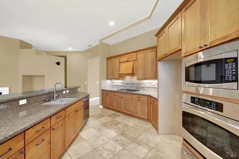 Kitchen - 1315 Fullerton Dr, Fairfield, CA 94533 photo 3 of 6