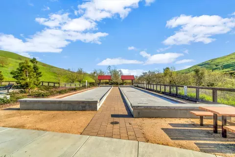 View/Area - 7072 Alder Creek Rd, Vallejo, CA 94591 photo 11 of 12