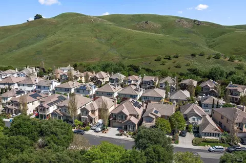 View/Area - 7072 Alder Creek Rd, Vallejo, CA 94591 photo 2 of 12