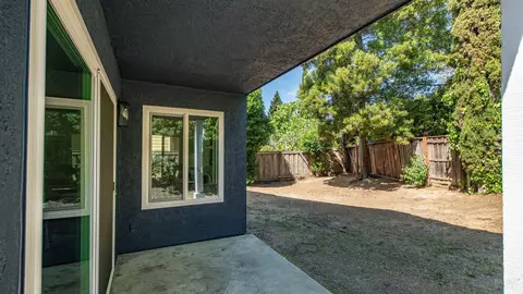 Exterior - 873 Knights Cir, Vallejo, CA 94591 photo 7 of 10