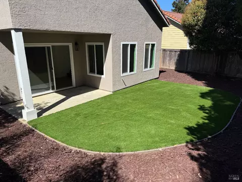 Exterior - 873 Knights Cir, Vallejo, CA 94591 photo 3 of 4
