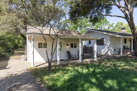 Exterior - 3000 Silverado Trl, Napa, CA 94558 photo 2 of 15