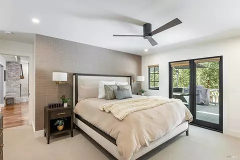 Bedroom - 3000 Silverado Trl, Napa, CA 94558 photo 6 of 9