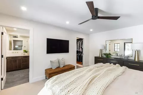 Bedroom - 3000 Silverado Trl, Napa, CA 94558 photo 9 of 9