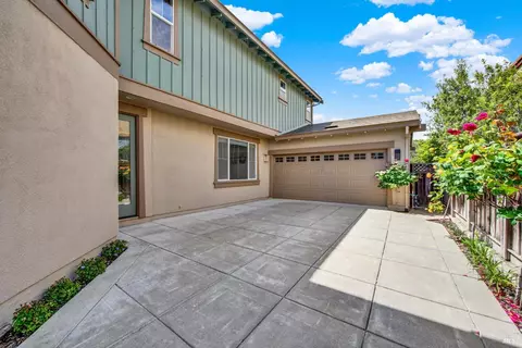 Exterior - 6561 Deerfield Dr, Vallejo, CA 94591 photo 3 of 8