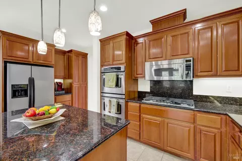 Kitchen - 6561 Deerfield Dr, Vallejo, CA 94591 photo 3 of 5