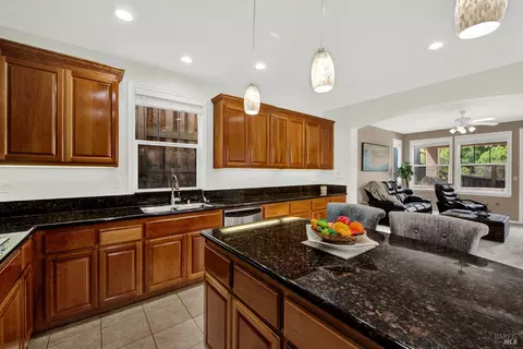 Kitchen - 6561 Deerfield Dr, Vallejo, CA 94591 photo 4 of 5
