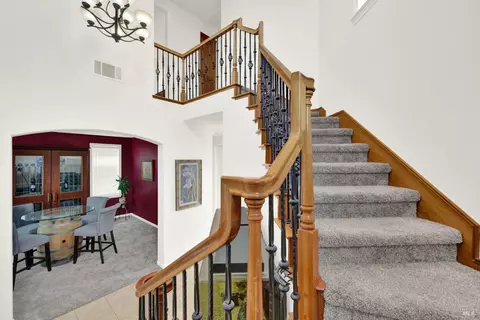 Entry Way - 6561 Deerfield Dr, Vallejo, CA 94591 photo 3 of 3