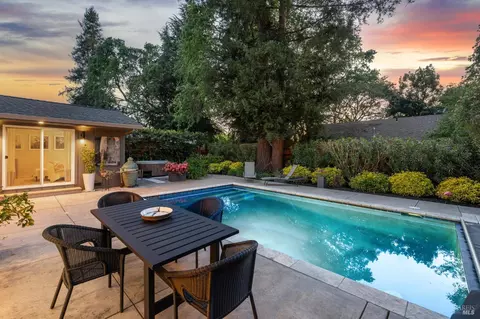 Exterior - 859 4th St E, Sonoma, CA 95476 photo 8 of 8