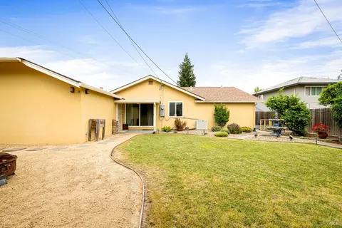 Exterior - 401 Buck Ave, Vacaville, CA 95688 photo 20 of 28