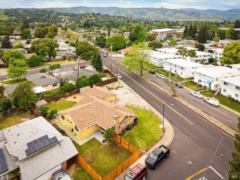 View/Area - 401 Buck Ave, Vacaville, CA 95688 photo 2 of 6