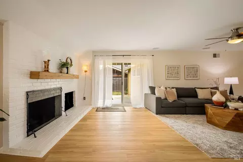 Living - 401 Buck Ave, Vacaville, CA 95688 photo 9 of 11