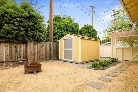 Exterior - 401 Buck Ave, Vacaville, CA 95688 photo 25 of 28