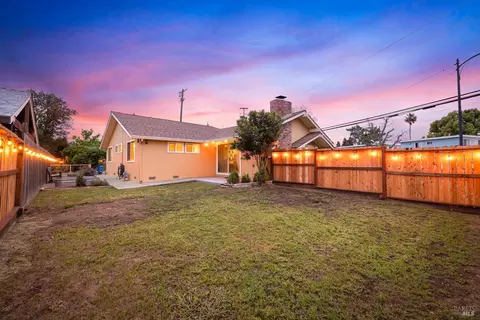 Exterior - 401 Buck Ave, Vacaville, CA 95688 photo 4 of 28