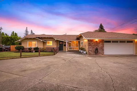 401 Buck Ave, Vacaville, CA 95688