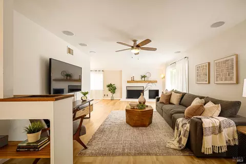 Living - 401 Buck Ave, Vacaville, CA 95688 photo 2 of 11