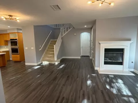 Living - 6223 Newhaven Ln, Vallejo, CA 94591 photo 3 of 3