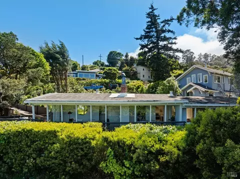 Exterior - 75 Platt Ave, Sausalito, CA 94965 photo 4 of 10