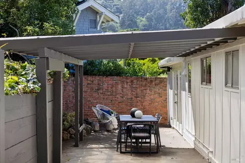 Exterior - 75 Platt Ave, Sausalito, CA 94965 photo 9 of 10