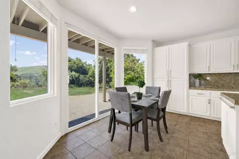 Dining - 2627 Feldspar Ct, Vallejo, CA 94591 photo 5 of 5