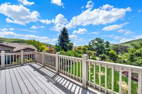 Exterior - 2627 Feldspar Ct, Vallejo, CA 94591 photo 8 of 23