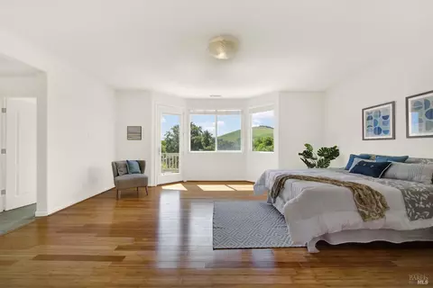 Bedroom - 2627 Feldspar Ct, Vallejo, CA 94591 photo 2 of 17