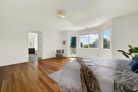 Bedroom - 2627 Feldspar Ct, Vallejo, CA 94591 photo 6 of 17