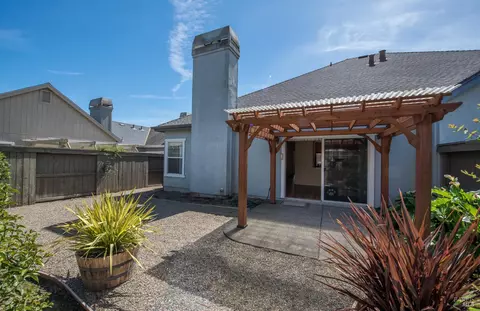 Exterior - 741 Tommy Dorsey Ct, Windsor, CA 95492 photo 4 of 4